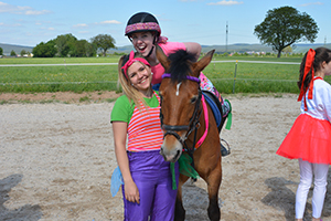 Reitschule-Philosophie-Spass-300-200